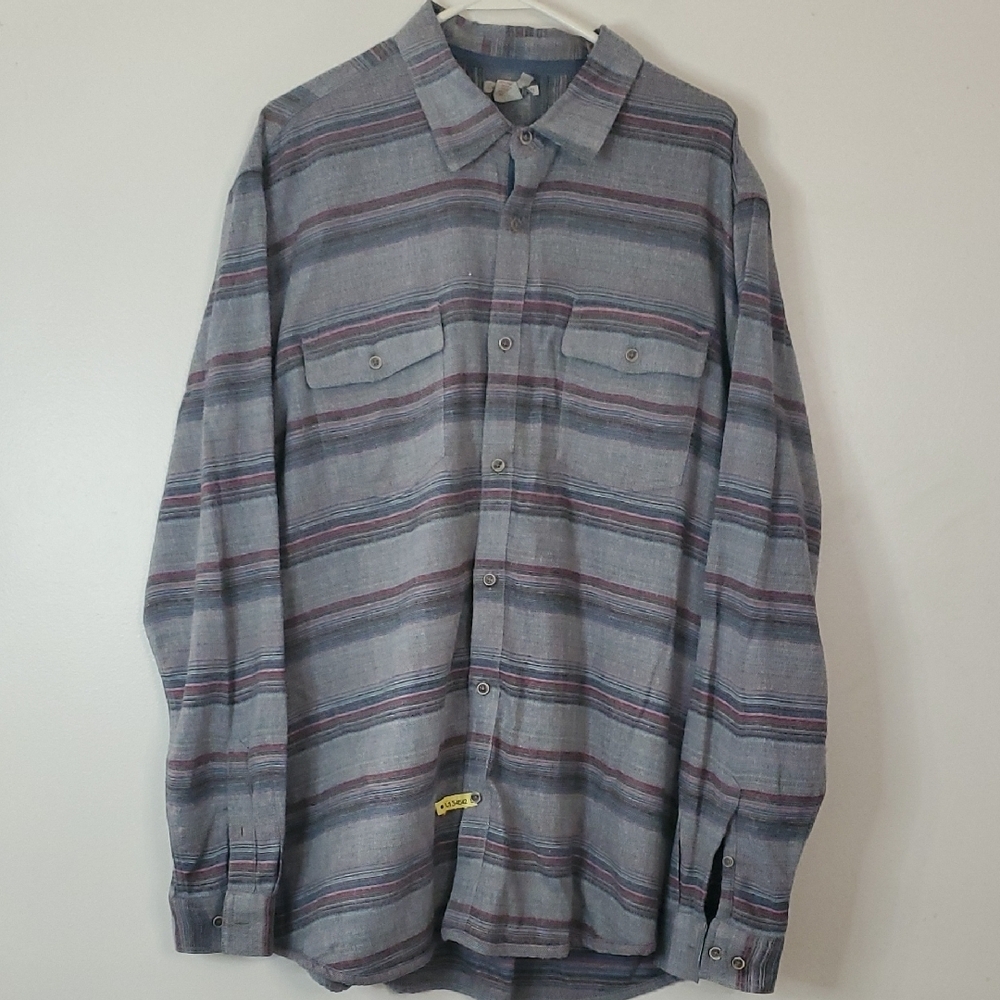 Carbon2Cobalt Mens Stripped Flannel Size Extra Large Cotton Poly Colorful Blend